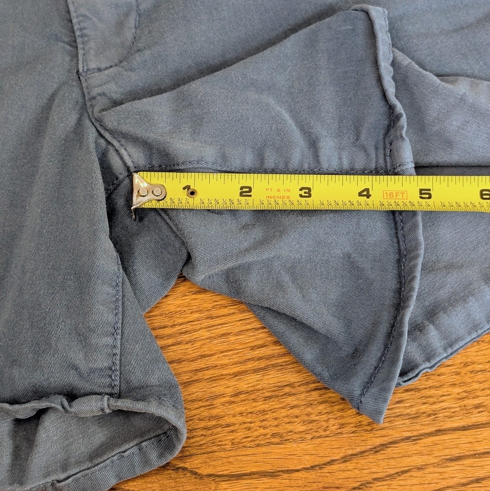 American Eagle AEO Twill Shorts Womens Size 12 Blue Midi Super Stretch Chino - Picture 4 of 9
